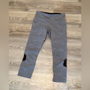 Lululemon Pace Rival Crop Leggings Gray Black Women’s size 6